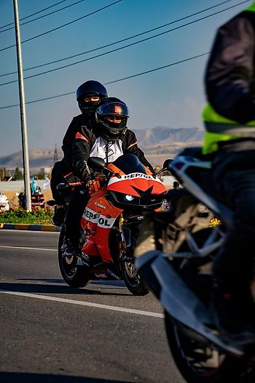 мотоцикл bmw s1000rr: Спортбайк Honda, 600 куб. см, Бензин, Б/у — 1