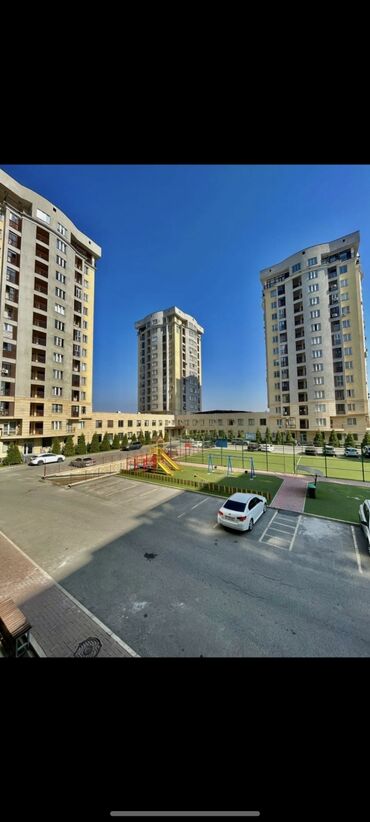 аренда квартир жибек жолу: 3 комнаты, 126 м²