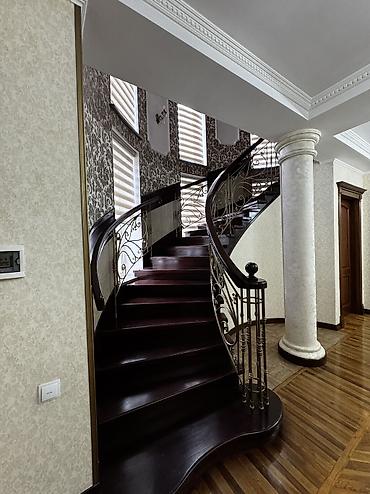 Продажа коттеджей и домов: Срочно -срочно Продаётся большой 3-х уровневый особняк с просторным — 4