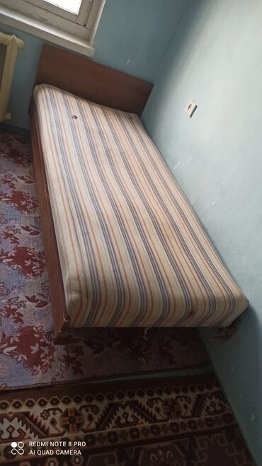 бу мебель спальный: Односпальная кровать с матрасом + трюмо - Кровать: классическая