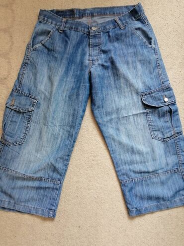 Bermude i šorcevi: Kratke pantalone texas vel M. Obim struka 76 cm, obim bokova 116 cm — 2