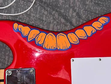 squier: СРОЧНО ПРОДАЮ Электрогитара Squier by Fender в стиле — 2