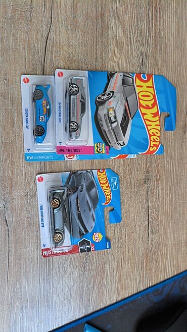 CD, DVD disklər və kassetlər: 9₼ bir yerdə; mustang gtd 5₼, mustang svo 5₼, toyota 4₼