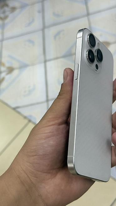 ps5 slim digital: IPhone 15 Pro Max, Б/у, 256 ГБ, White Titanium, Защитное стекло, Чехол, 86 % — 3