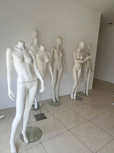 Manekenlər: Qadın, Plastik, plastmas, Ağ