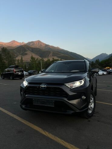 срочна сатылат машина: Toyota RAV4: 2020 г., 2.5 л, Автомат, Гибрид, Кроссовер