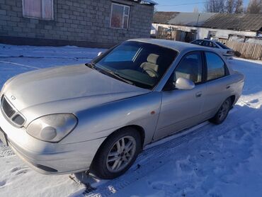 Daewoo: Daewoo Nubira: 1999 г., 1.5 л, Механика, Бензин, Седан