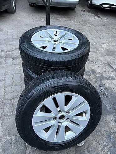 r17 honda: Продаю диски с резиной 225/65/17 Стояли на субару аутбек 2018 год — 2
