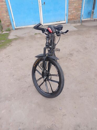 жалал абад велосипед: Продаю велосипед в хорошем состоянии новый