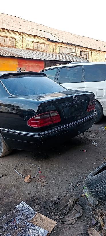 машина byd seagull: Mercedes-Benz E-Class: 1997 г., 2 л, Механика, Бензин, Седан — 4