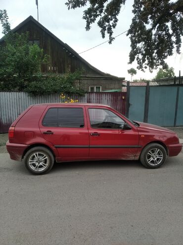 решотка гольф 3: Volkswagen Golf: 1993 г., 1.4 л, Механика, Бензин