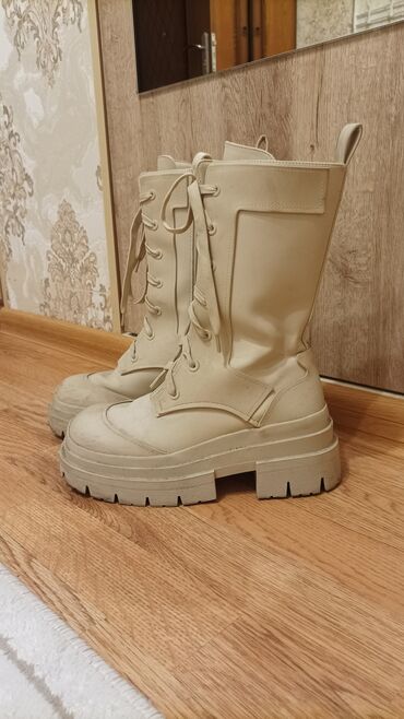 детские кожаные кроссовки: Botinka.37 razmer