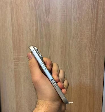 8 gb ram: İPhone17 satılır təcili 99 pil 2900 manat əlaqə üçün vaccap nomresinə — 3