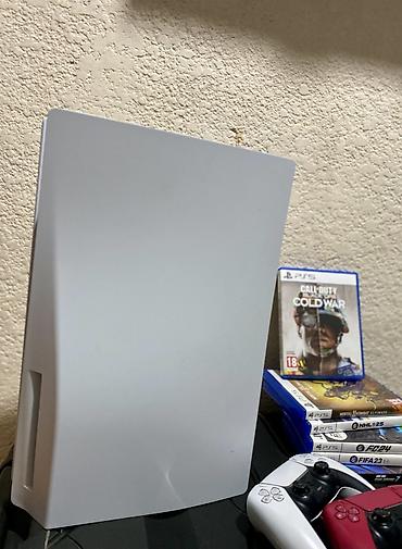 PS5 (Sony PlayStation 5): PlayStation 5 (версия с приводом Blu-ray) + 2 геймпада DualSense — 7