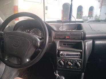 masin bazari vasmoy: Opel Astra: 1.6 l | 1995 il | 440536 km Universal