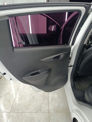 Chevrolet: Chevrolet Spark: 2017 г., 1 л, Вариатор, Бензин, Хэтчбэк — 12