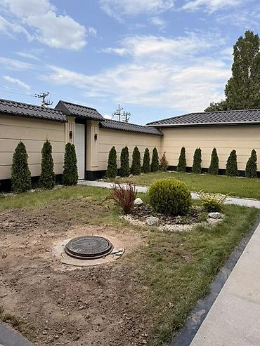 столовой: Двухэтажный загородный дом в классической архитектуре с просторной — 3