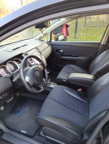 Nissan: Nissan Tiida: 1.6 l | 2011 il Hetçbek — 10