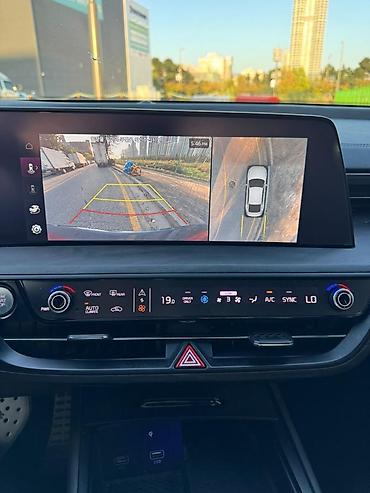 Kia: Kia K8: 2021 г., Седан — 18