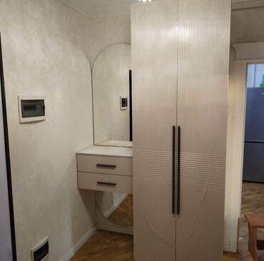 Sifarişlə mətbəx mebeli: Sifarişlə mətbəx dəsti, Özü çəkən petlələr, Sadə laminat, Kredit var, Ünvandan götürmə, Pulsuz çatdırılma, Rayonlara çatdırılma — 16