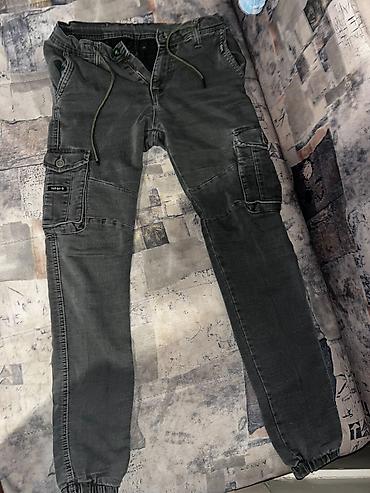 armani code cena: Komplet odeće – muške i ženske komadi 1) Crne rebraste pantalone - — 4