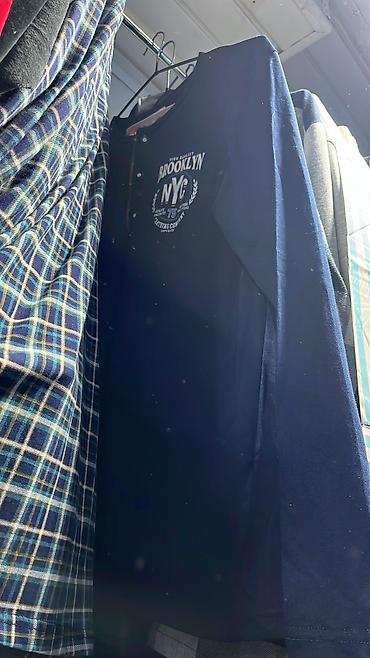 Другая мужская одежда: Мужские пижамы Мусжкие халаты Мужское термобелье Широкий ассортимент — 12