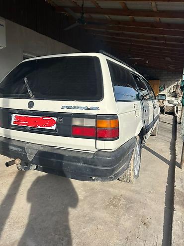 Volkswagen: Volkswagen Passat Variant: 1993 г., 1.8 л, Механика, Бензин, Универсал — 1