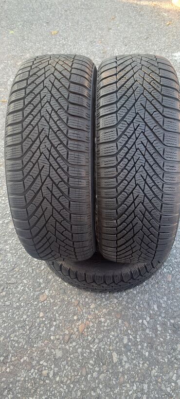 prednji branik passat b6 cena: 205 55 R16 Pirelli. Prodajem 2kom polovne zimske auto gume dimenzije