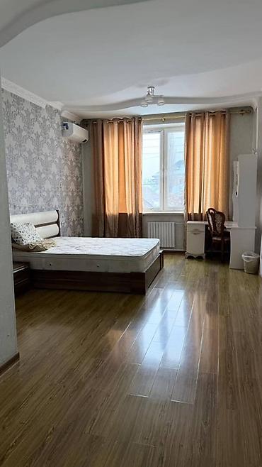 Продажа коттеджей и домов: 🏡 Продаётся просторный дом с классическим интерьером 📍 Локация: ж/м — 12