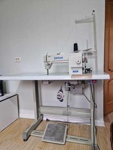 Тигүү цехтери үчүн жабдуулар: Продаю промышленную швейную машину полуавтомат состояние
