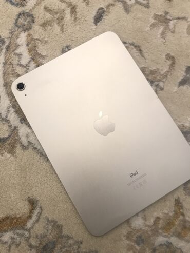 ipad pro 10 5: Ipad 10.9 cəmi 9 ay işledilib şunur+kutu