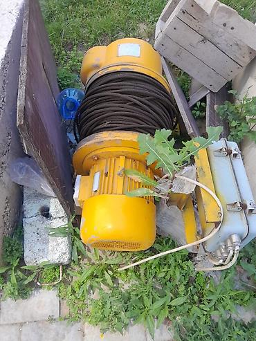 3 tonluq cen: Elektriklə işləyən kabel vintçi (çəkmə vintçi) - Güclü elektrik — 5
