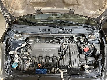 Honda: Honda Jazz: 2003 г., 1.5 л, Механика, Бензин, Хэтчбэк — 8