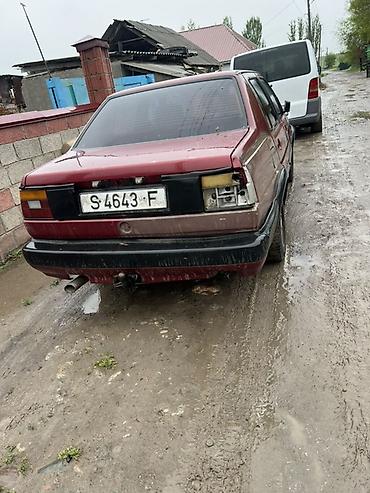 решотки: Volkswagen Jetta: 1990 г., 1.3 л, Седан — 4