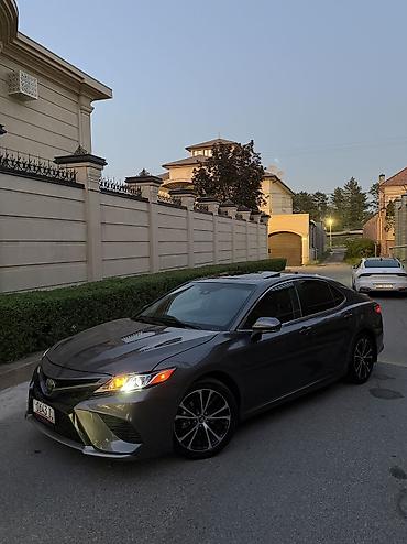 Toyota: Toyota Camry: 2019 г., 2.5 л, Автомат, Бензин, Седан — 2