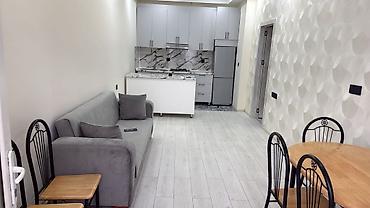 prefabrik ev satilir: Qaraçuxur qəs., 2 otaqlı, Yeni tikili, m. Neftçilər, 47 kv. m — 1