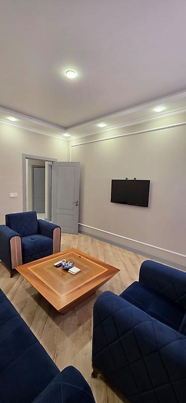 Qonaq otağı dəstləri: West Town Elit MTK 14/7 2 otaq 2 sanuzel 3 balkon (Hər otaqdan — 2