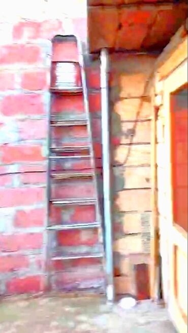 Həyət evləri və villaların satışı: 3 otaqlı, 670 kv. m, Kredit yoxdur, Orta təmir — 9