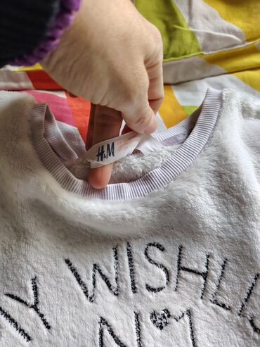 Duksevi: Paket duksica za devojcice Vel 9-10 Uglavnom sve je h&m Uplata pa — 8