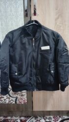 Верхняя одежда: Куртка бомбер уни (мальчик,девочка) размер 130 8-9 лет. Состояние и — 1