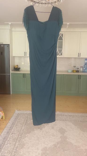 Tünd firuzəyi rəngdə uzun ziyafət donu. - Model: düz kəsim, yüngül