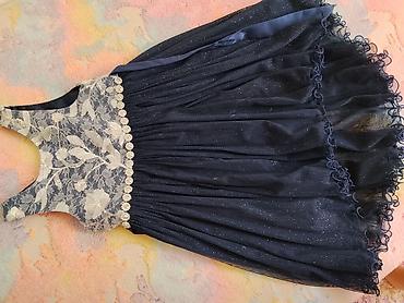 levis suknje: Komplet dečijih haljina – 4 modela 1) Elegantna tamnoplava haljina: - — 1