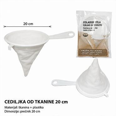 KMT plastična cediljka sa drškom i tekstilnom mrežom, prečnik 20 cm