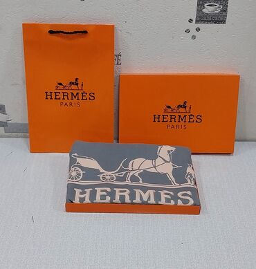 Digər aksesuarlar: Hermes şərfi, xanımlar üçün, təzədir, keyfiyyətlidir. Model: Hermès — 4