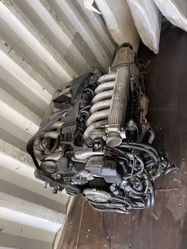 Двигатели, моторы и ГБЦ: Бензиновый мотор BMW
