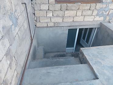 Həyət evləri və villaların satışı: Əmircan qəs. 4 otaqlı, 150 kv. m, Kredit yoxdur, Orta təmir — 5