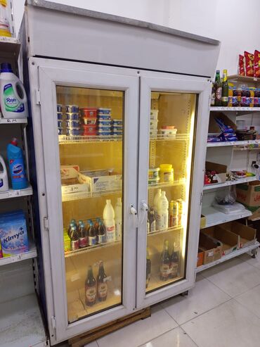 Soyuducu vitrinləri: 2 qapılı su vitrini super işləyir Qiymət 850m Ünvan Xirdalan Real