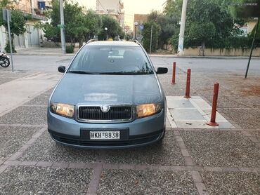 playstation 4: Skoda Fabia: 1.4 l. | 2004 έ. | 142000 km. Πολυμορφικό