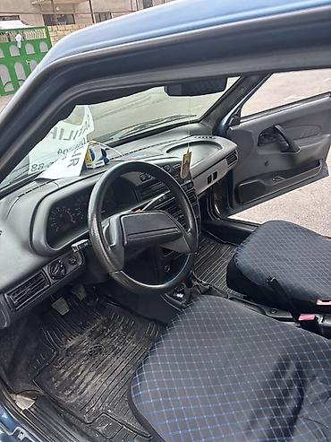 man sat: VAZ (LADA) 2114: 1.5 l | 2004 il 361000 km Hetçbek — 3
