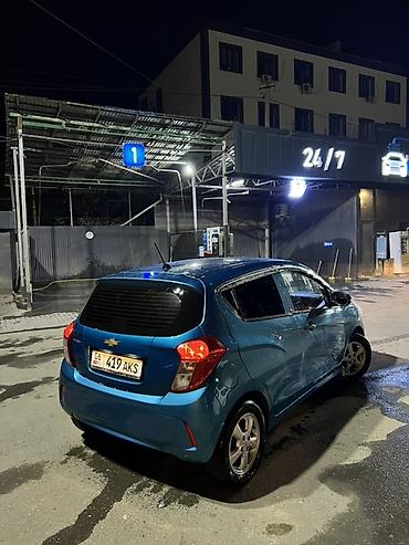 spark 2020 avtomat: Chevrolet Spark: 2019 г., 1 л, Автомат, Бензин, Хэтчбэк — 4